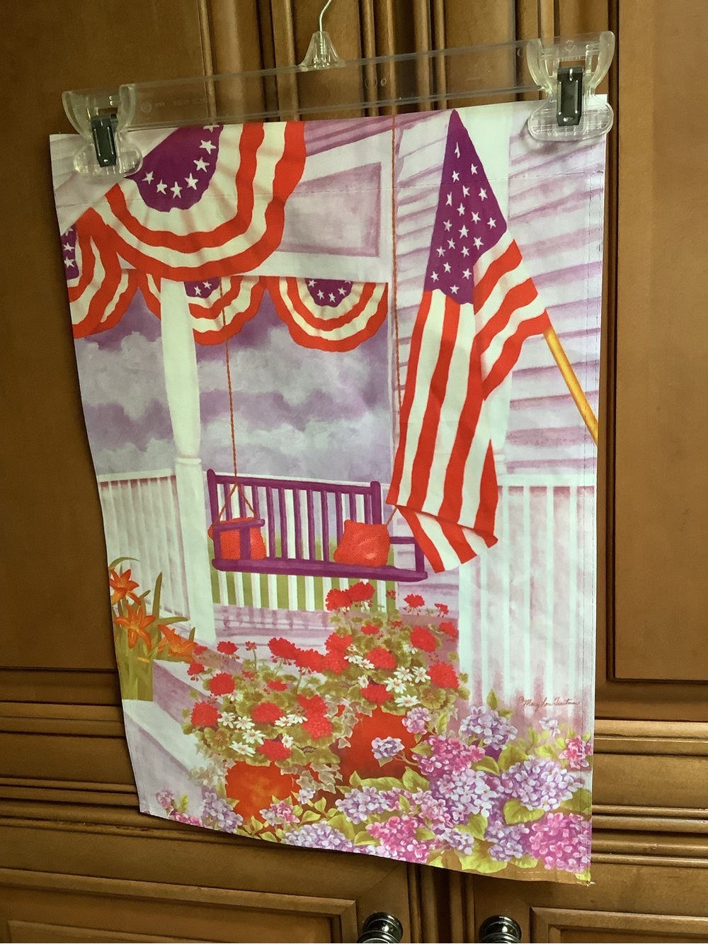 SMALL GARDEN FLAG WITH A SWING AND AMERICAN FLAG